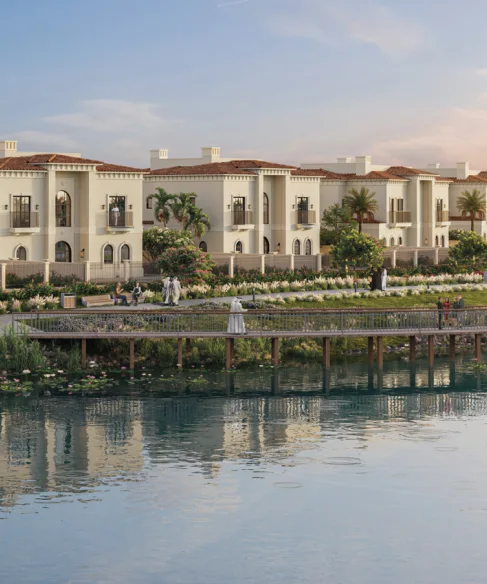 Bloom Marbella Lakeside pool